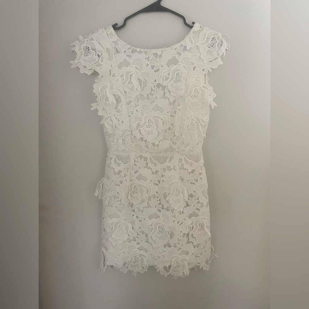 White floral Endless Rose Dress size XS